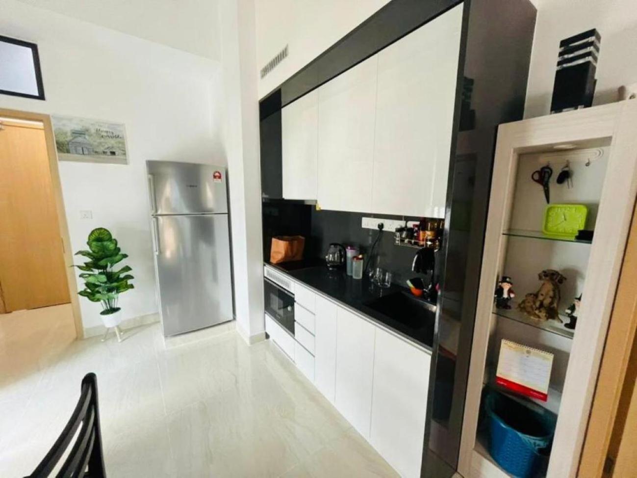 The Luxe Colony Klcc Apartment Kuala Lumpur Exterior photo
